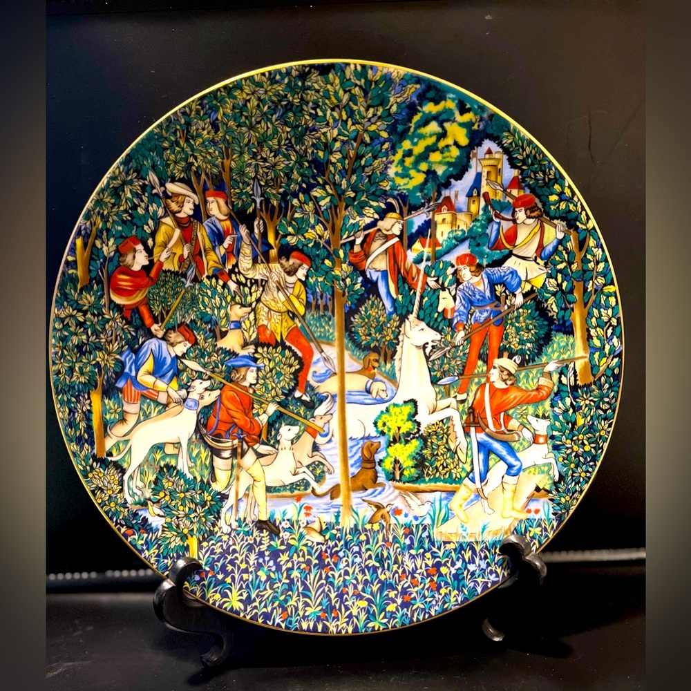 Limoges 1975 Titled:  CHASE OF THE UNICORN - Ltd Ed Plate #6